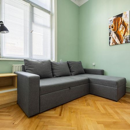 Апартаменти На Коперника Lviv Ngoại thất bức ảnh