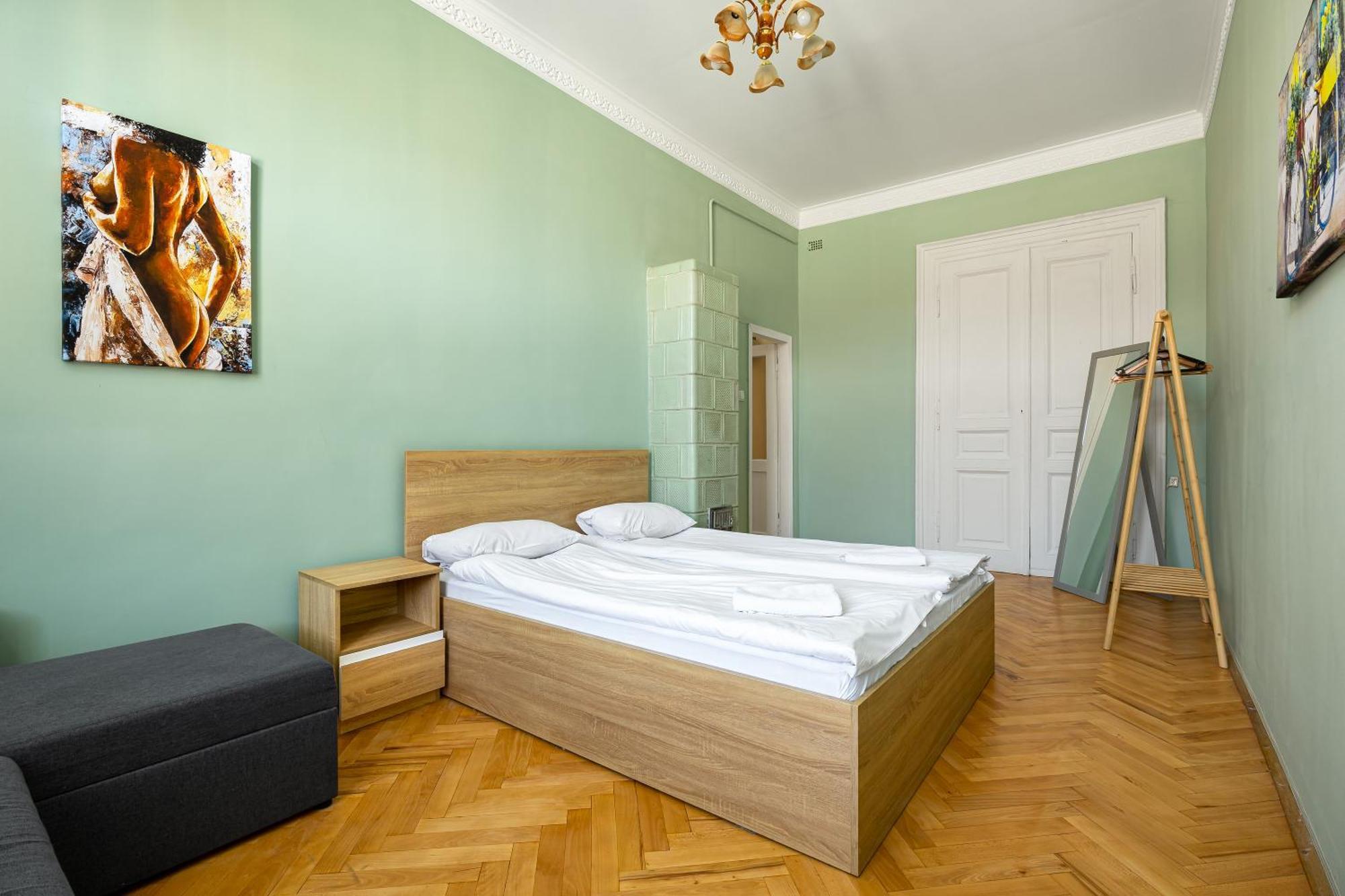 Апартаменти На Коперника Lviv Ngoại thất bức ảnh